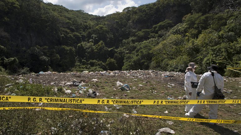 El basurero de Cocula donde presuntamente habían sido incinerados los estudiantes (Foto: AFP)